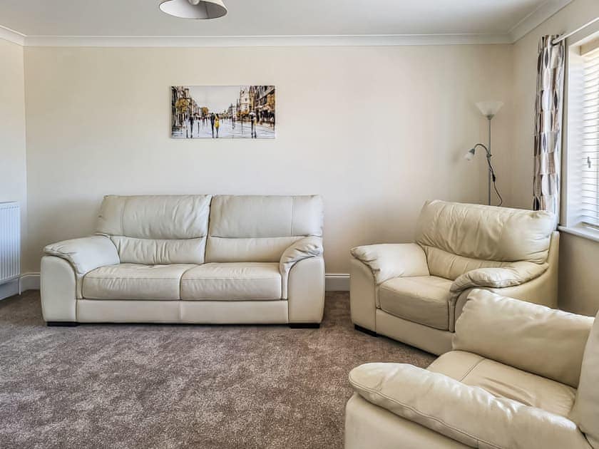 Living room | 3 Dawson Court - Dawson Park, Mablethorpe