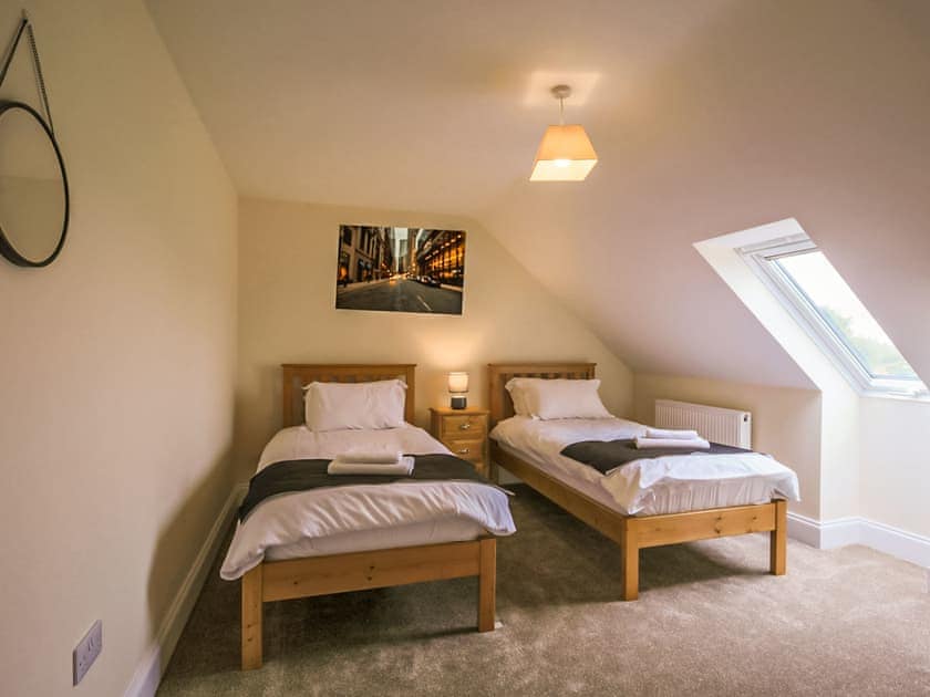 Twin bedroom | 2 Dawson Court - Dawson Park, Mablethorpe