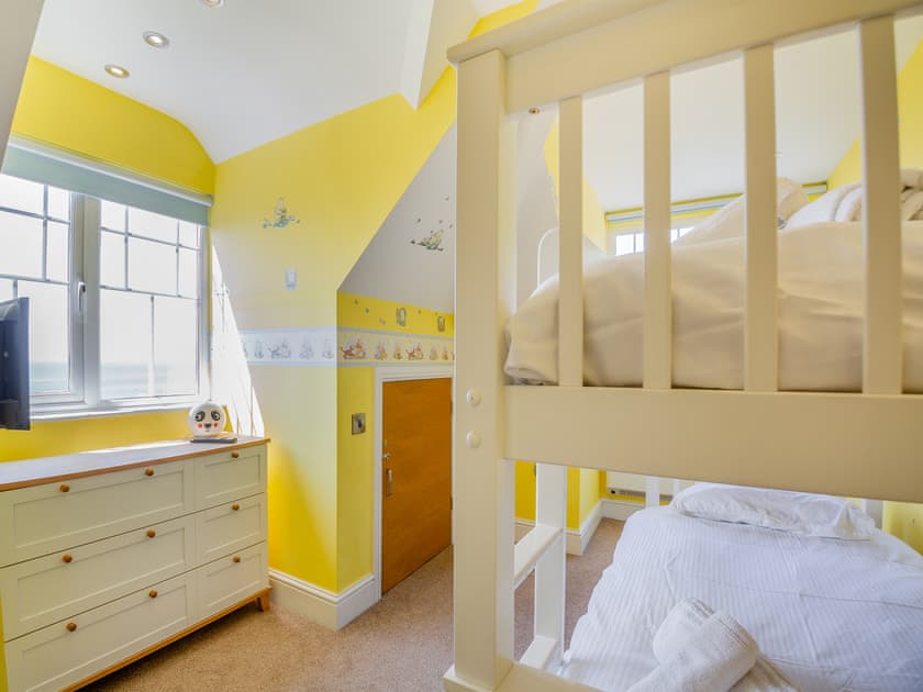 Bunk bedroom | Rockcliffe, Aberdovey