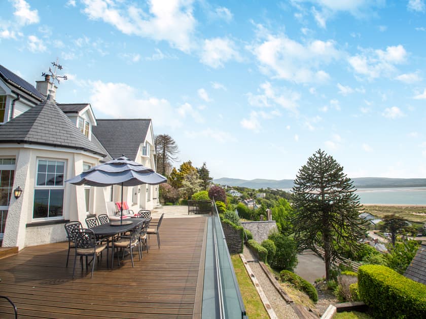 Outdoor area | Rockcliffe, Aberdovey