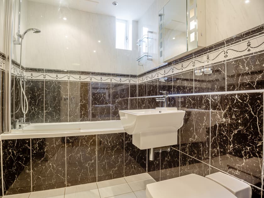 Bathroom | Westhaven, Aberdovey, near Tywyn