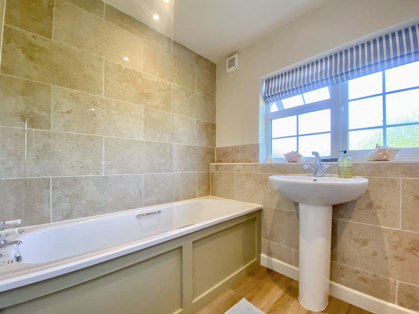 Bathroom | The Granary, Poulshot, near Devizes