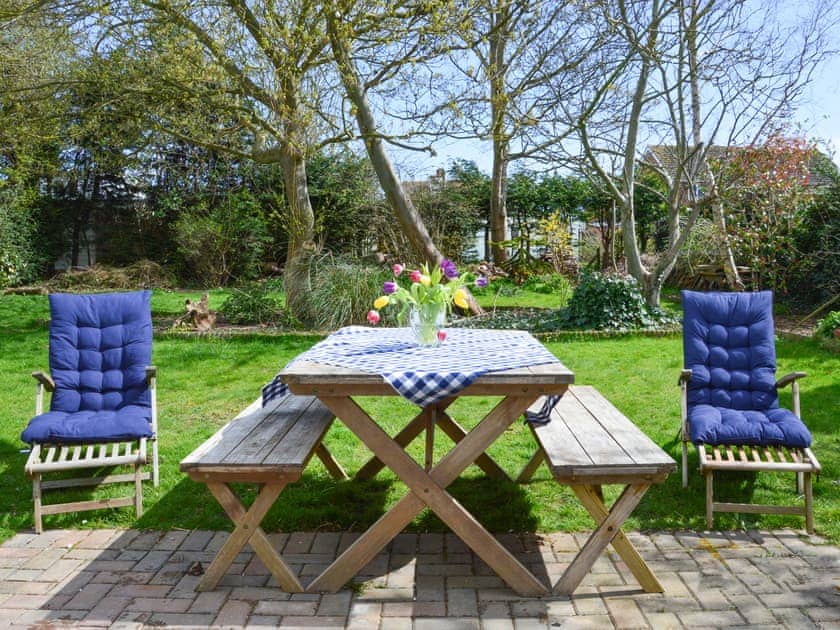 Garden | The Jolly Boat, St Mary’s Bay, near Romney Marsh