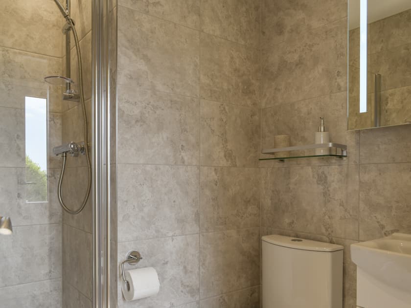 Shower room | Dildre - Brynllin Holiday Cottages, Bwlch-Llan, near Aberaeron