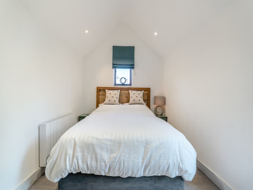 Double bedroom | Red Brick Barn - Mayfield Retreats, Burton Pedwardine, near Sleaford