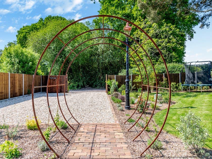 Garden | The Farmhouse - Bedborough Farm, Wimborne