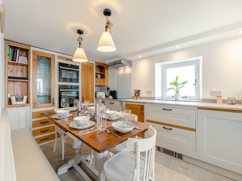 Kitchen/diner | Sanctuary Cottage, Shaldon, near Teignmouth