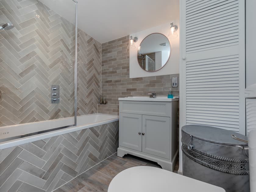 Bathroom | Sanctuary Cottage, Shaldon, near Teignmouth