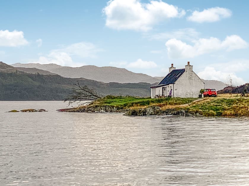 Exterior | The House on the Point - Lochside Retreat, Kylerhea