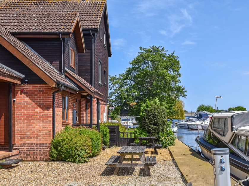 Exterior | Lily’s Cottage, Wroxham