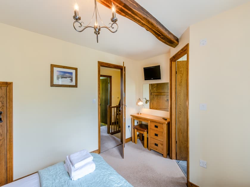 Double bedroom | Warth House, Ingleton, near Settle