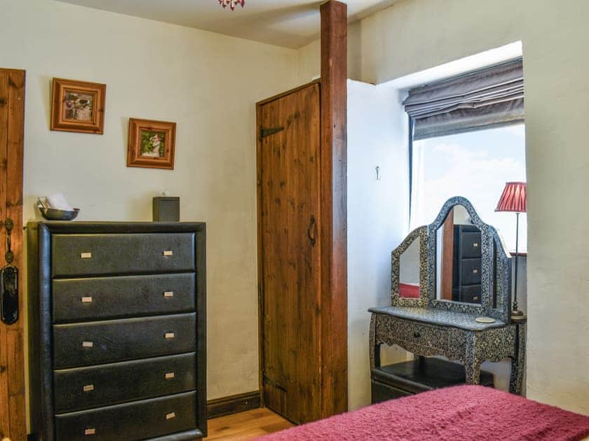 Double bedroom | Stoney End Cottage, Worton, near Leyburn