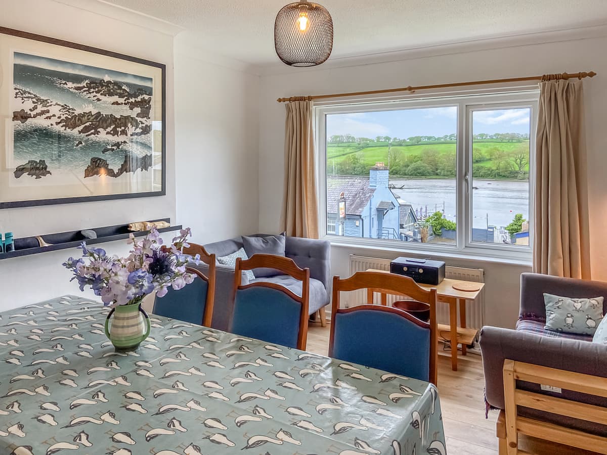 Ferry View — photo from cottages.com