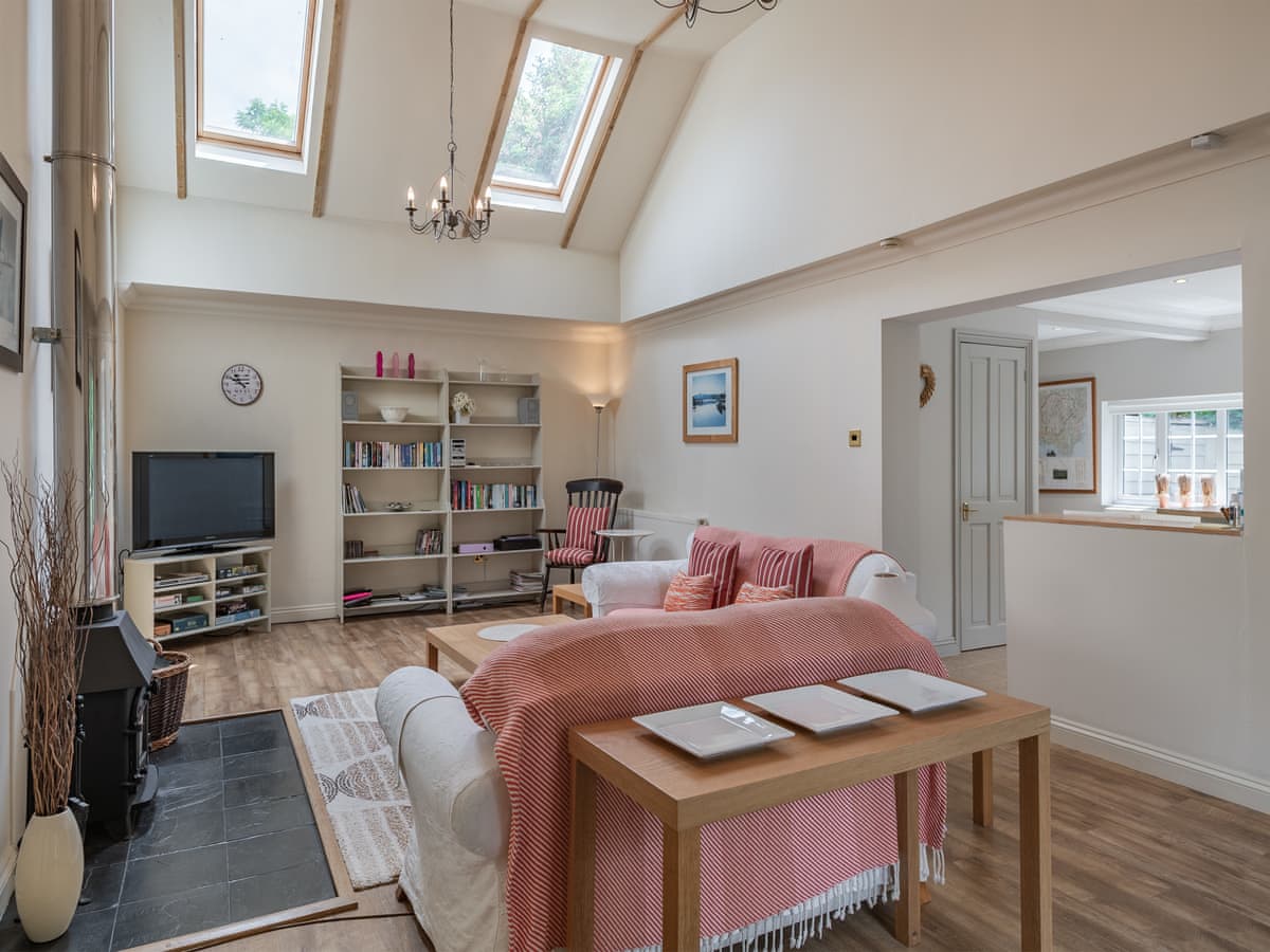 Blackberry Lodge - Holiday Lodge in South West England - Image 3