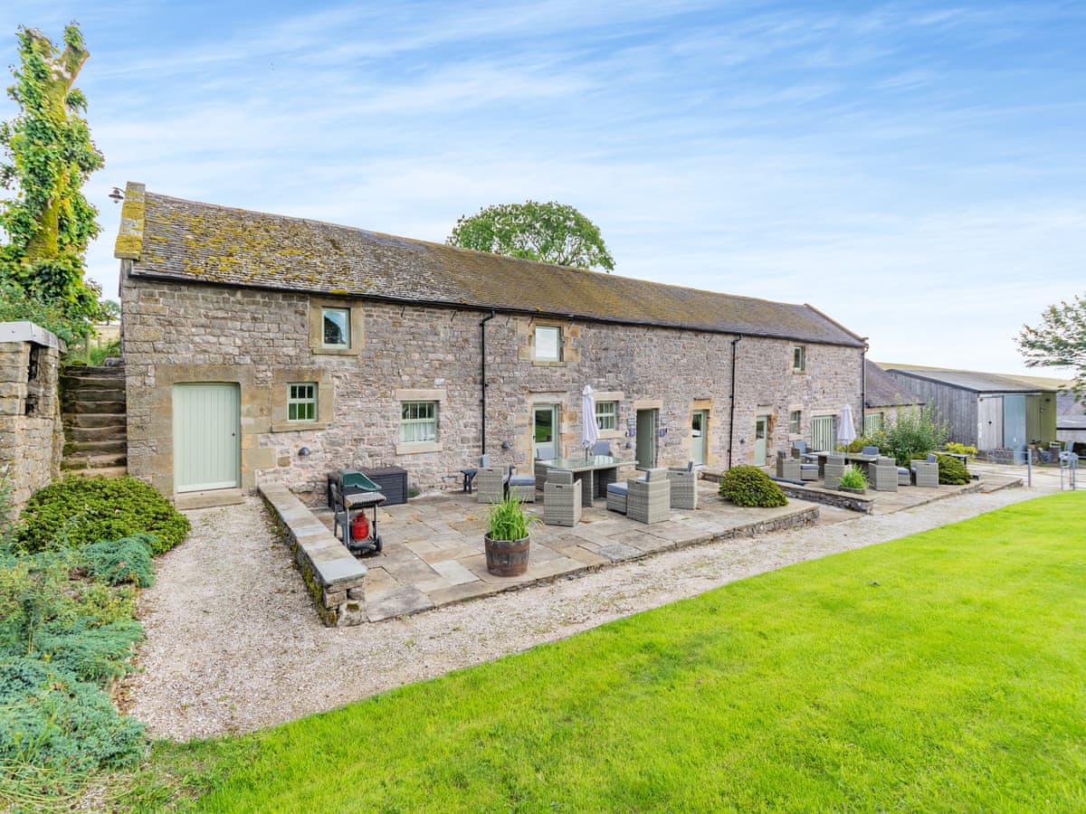 Broad Ecton Farm - White Park Cottage