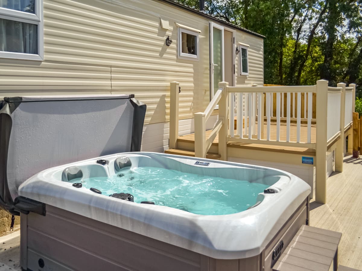 Hill Crest Lodges - Hillcrest Caravan - Holiday lodge in Central England - Image 2