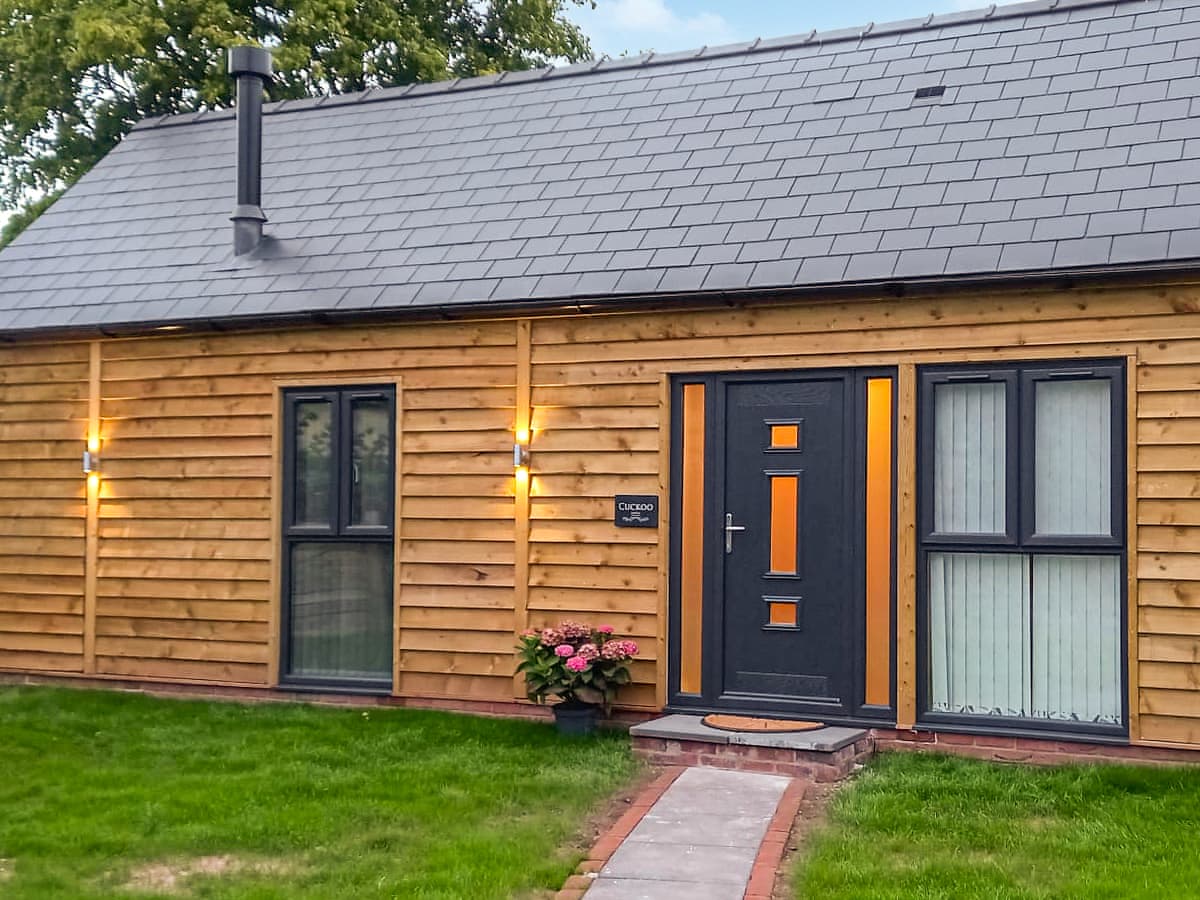 Merbach Hill View Holidays - Cuckoo Lodge