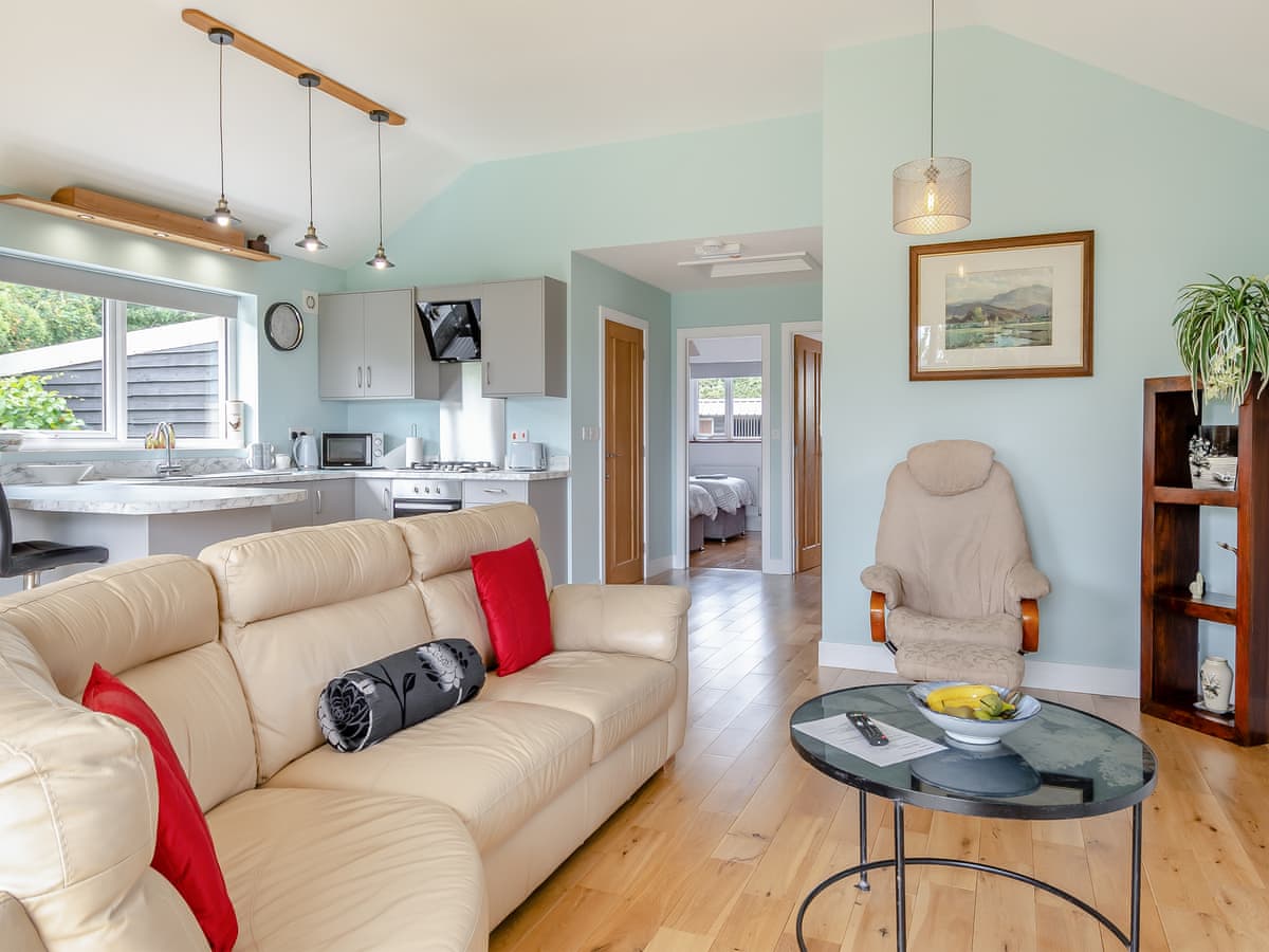 Solar Rise Lodges - Chestnut Lodge - Holiday lodge in East Anglia - Image 3
