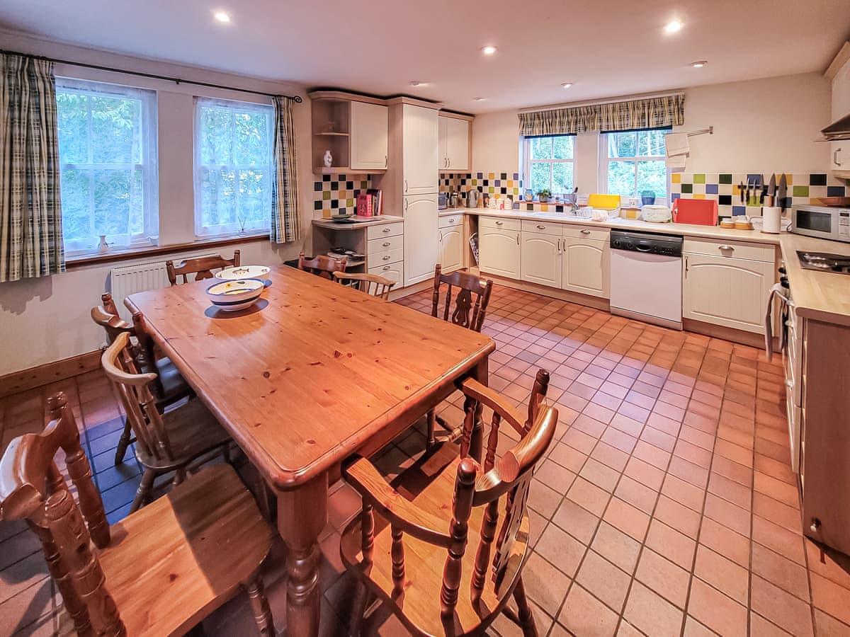 South Lodge - Image 3