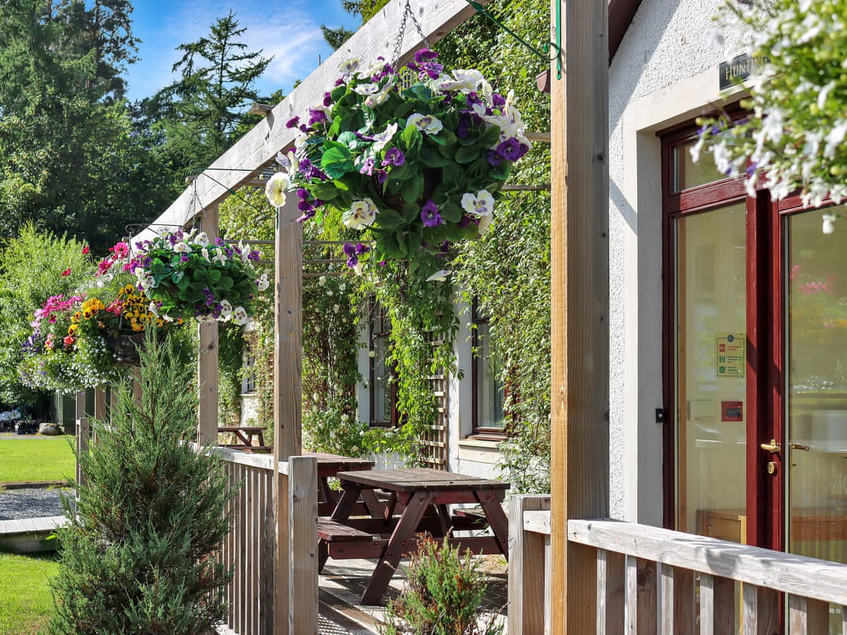 Atholl Palace Holidays - Family Lodge No.2 The Place Downstairs - Holiday Lodge in Central Scotland - Image 2