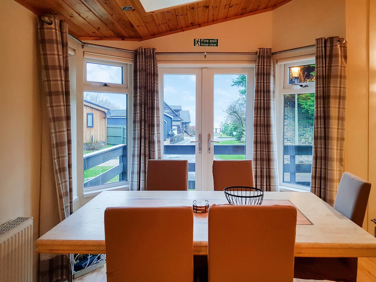Loch Lomond Sanctuary Lodges - Kingfisher Lodge - Holiday lodge in Central Scotland - Image 5