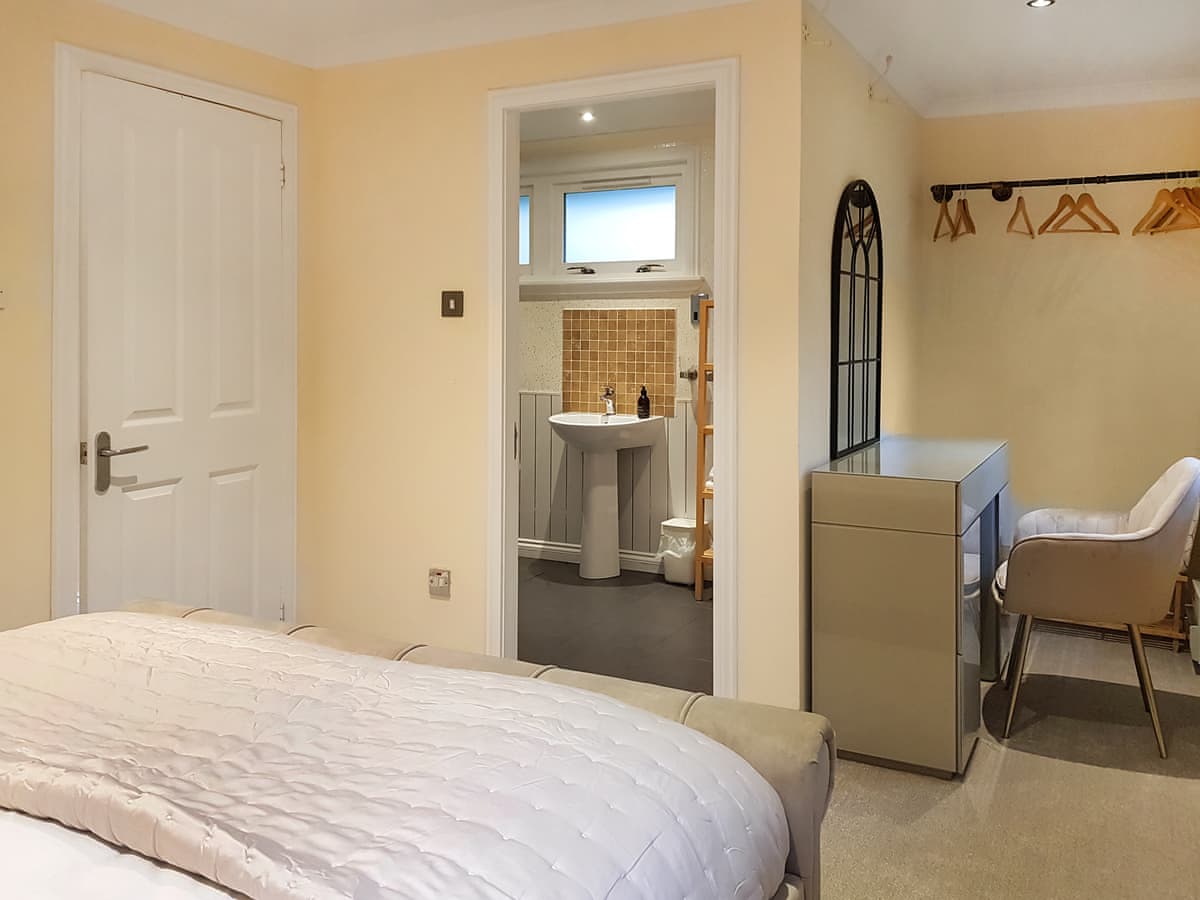 Loch Lomond Sanctuary Lodges - Leven Lodge 1 - Holiday Lodge in Central Scotland - Image 5