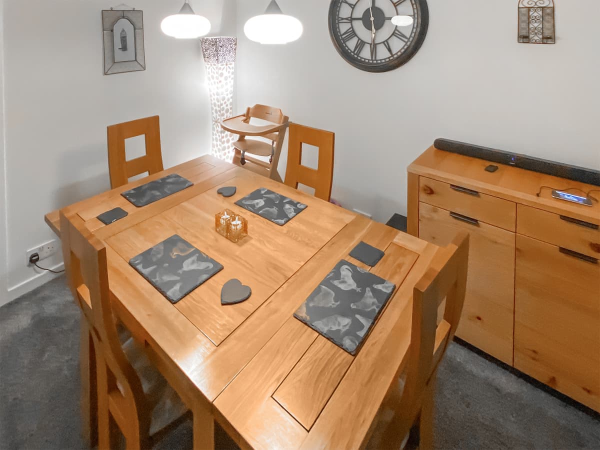 Elizabeth Lodge - Image 4