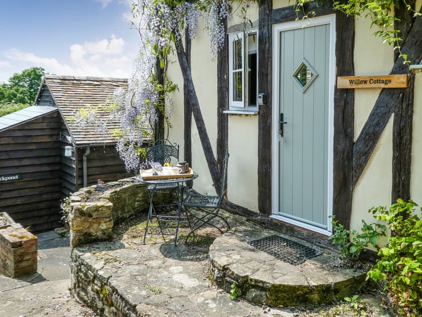 Exterior | Willow - Whitewells Farm, Ridgeway Cross, near Malvern