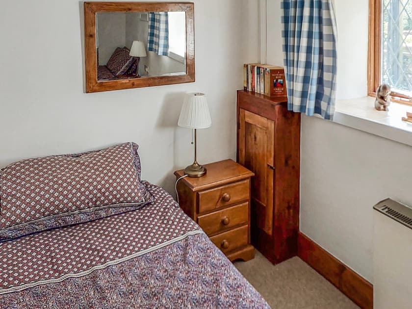 Twin bedroom | Hunt Cottage, Sharrington, near Holt