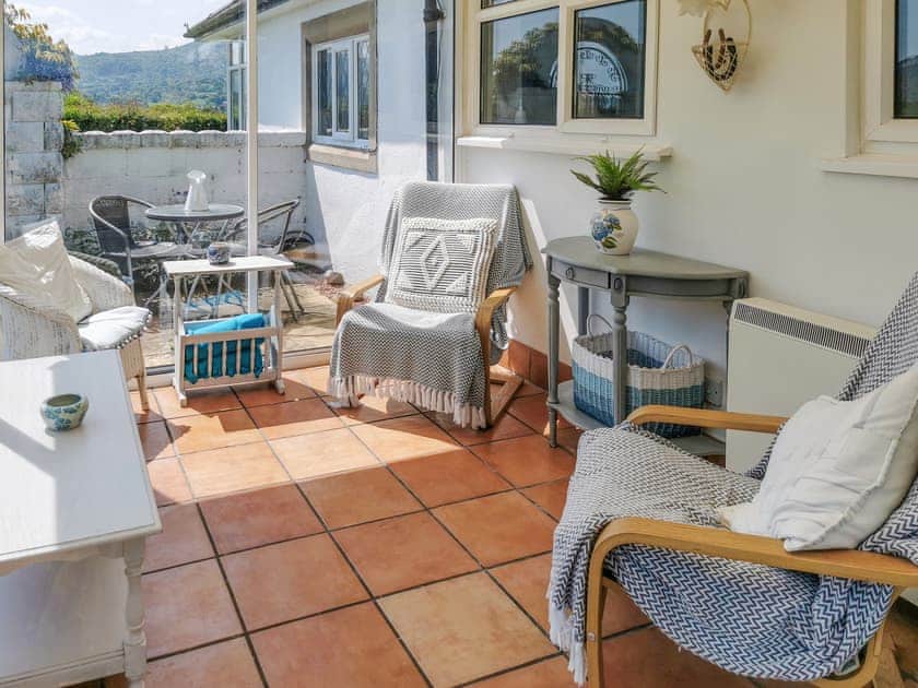 Sitting-out-area | Aelybryn, Tyn Y Groes