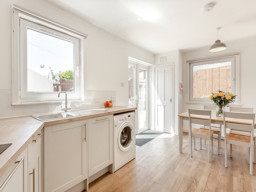 Kitchen/diner | Dove Cottage, Inverness
