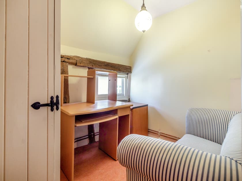Snug | Cottage Ixworth, Bury St Edmunds