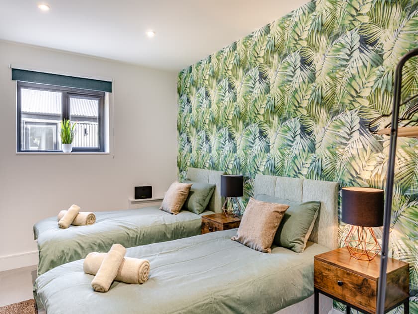 Twin bedroom | The Black Barn, Marldon, near Paignton