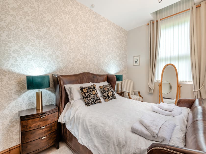 Double bedroom | Firs Retreat, Balderton, near Newark