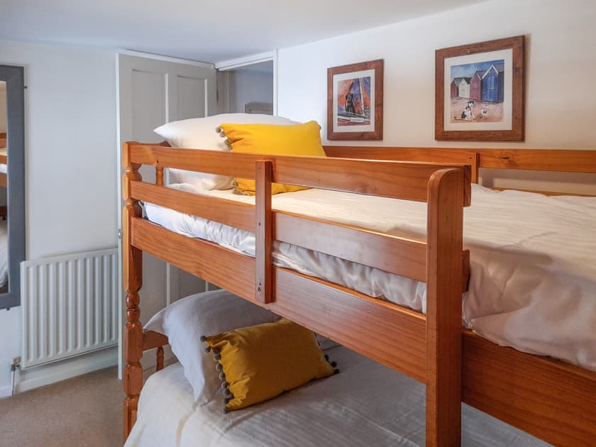 Bunk bedroom | River Cottage - Chypons Farm, Nancledra, near St Ives