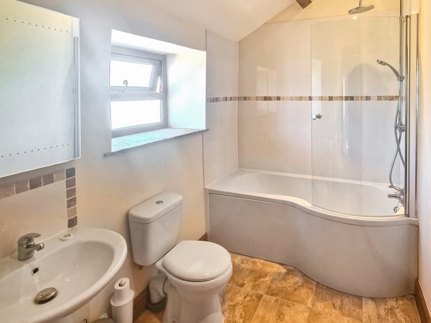 Bathroom | Applebarn Holidays  - The Dairy - Applebarn Holidays, West Pennard, near Glastonbury
