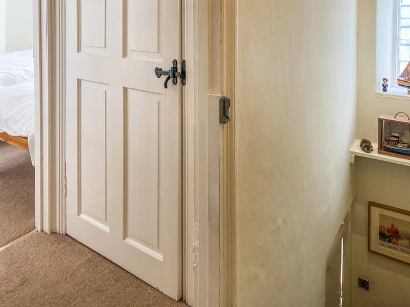 Hallway | Tillerman Cottage Appledore Devon, Appledore