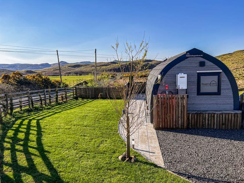Exterior | Maggie’s Cabin, Oban