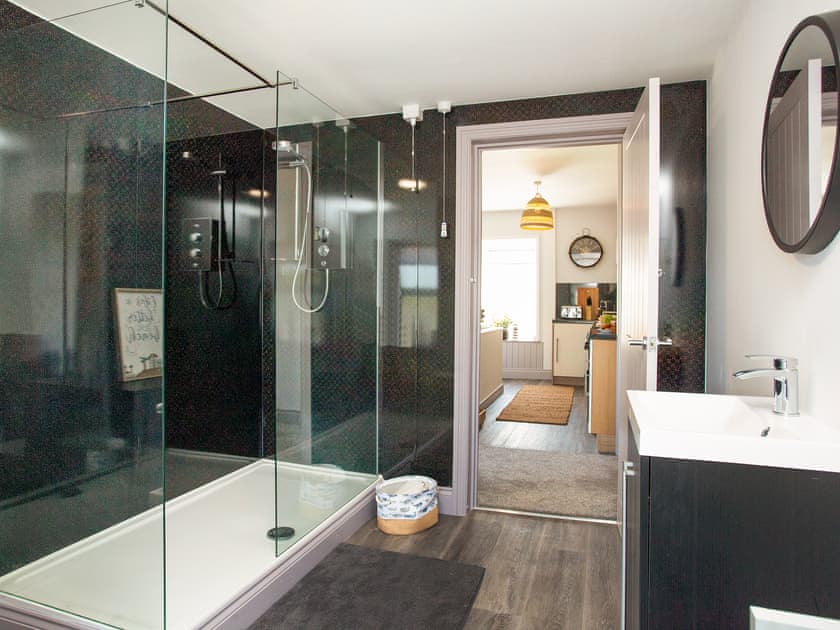 Bathroom | Upper Deck, St Erth, near Hayle