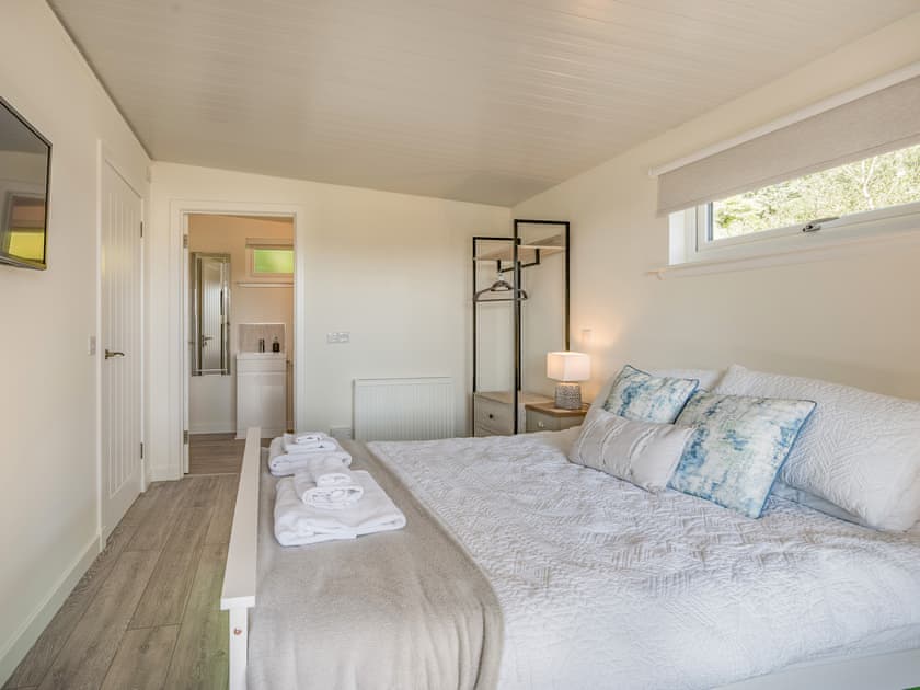 Double bedroom | The Nuthatch - The Tranquil Orchard, Brocklehirst, near Dumfries