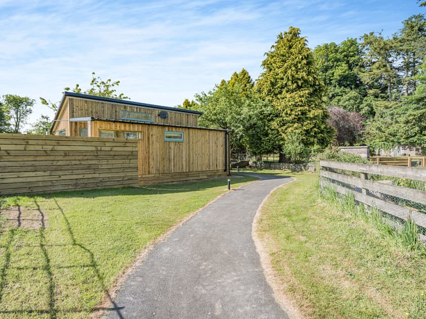 Exterior | The Nuthatch - The Tranquil Orchard, Brocklehirst, near Dumfries