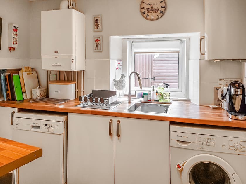 Kitchen | Ivy Cottage, Crieff