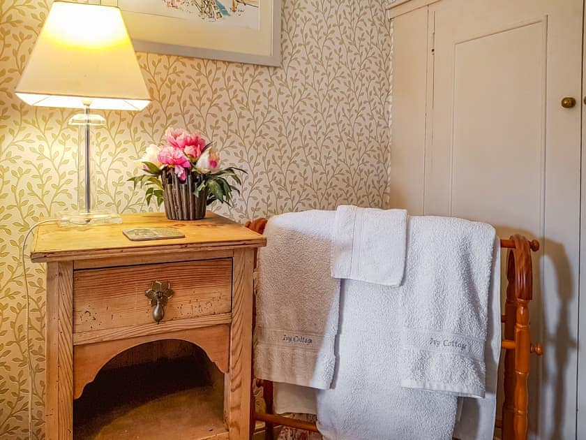 Double bedroom | Ivy Cottage, Crieff
