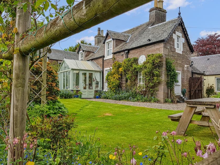 Garden | Ivy Cottage, Crieff