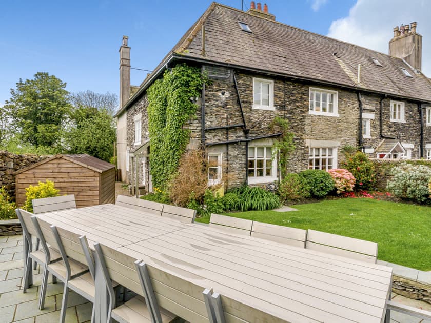 Sitting-out-area | Bannerrigg - The Terrace, Windermere