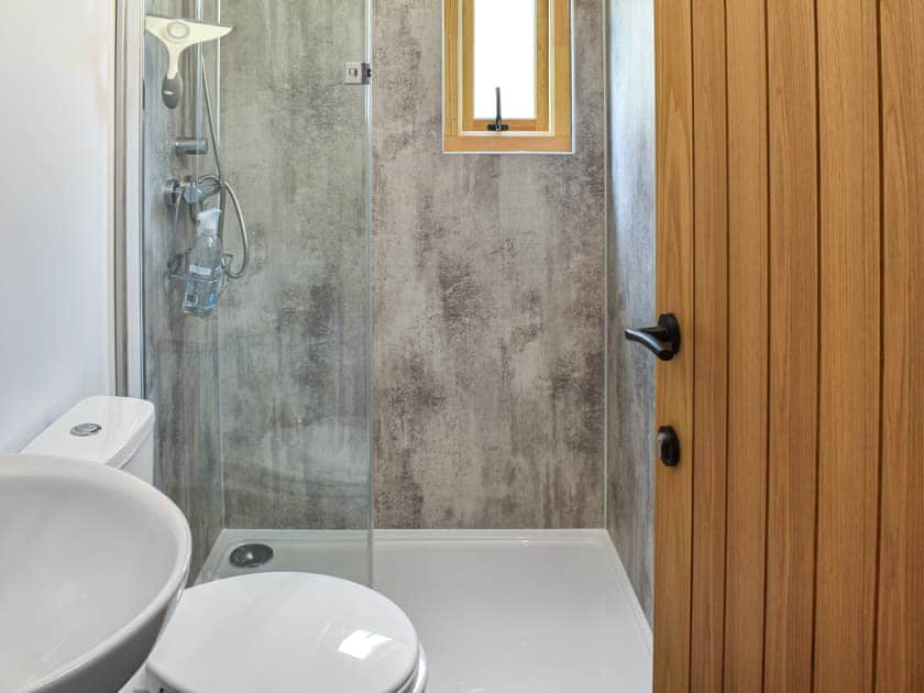 Bathroom | Oak - Scallow Glamping , East Hoathly, near Lewes