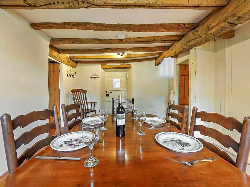 Dining room | Gallestra Farmhouse, Dolgellau,