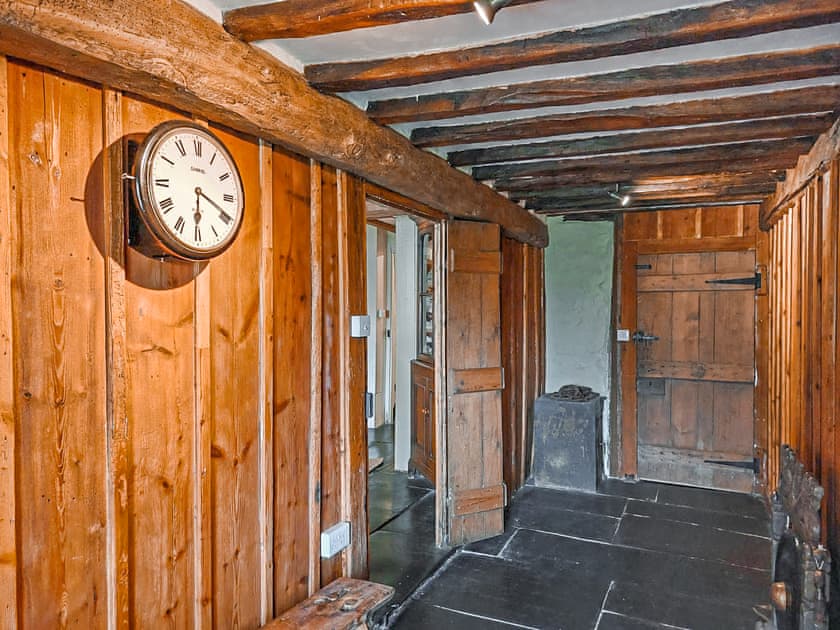 Hallway | Gallestra Farmhouse, Dolgellau,