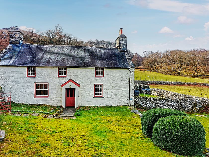 Exterior | Gallestra Farmhouse, Dolgellau,