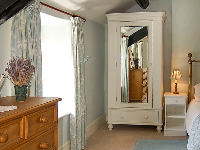 Double bedroom | Henborth Mawr Period Cottage, Barmouth